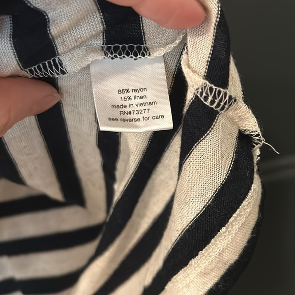 Elizabeth and James Tank Top - Picture 3 of 4